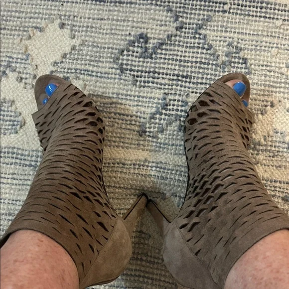 Vince Camuto Smoke Taupe Kidsuede Ankle Booties - Picture 10 of 10